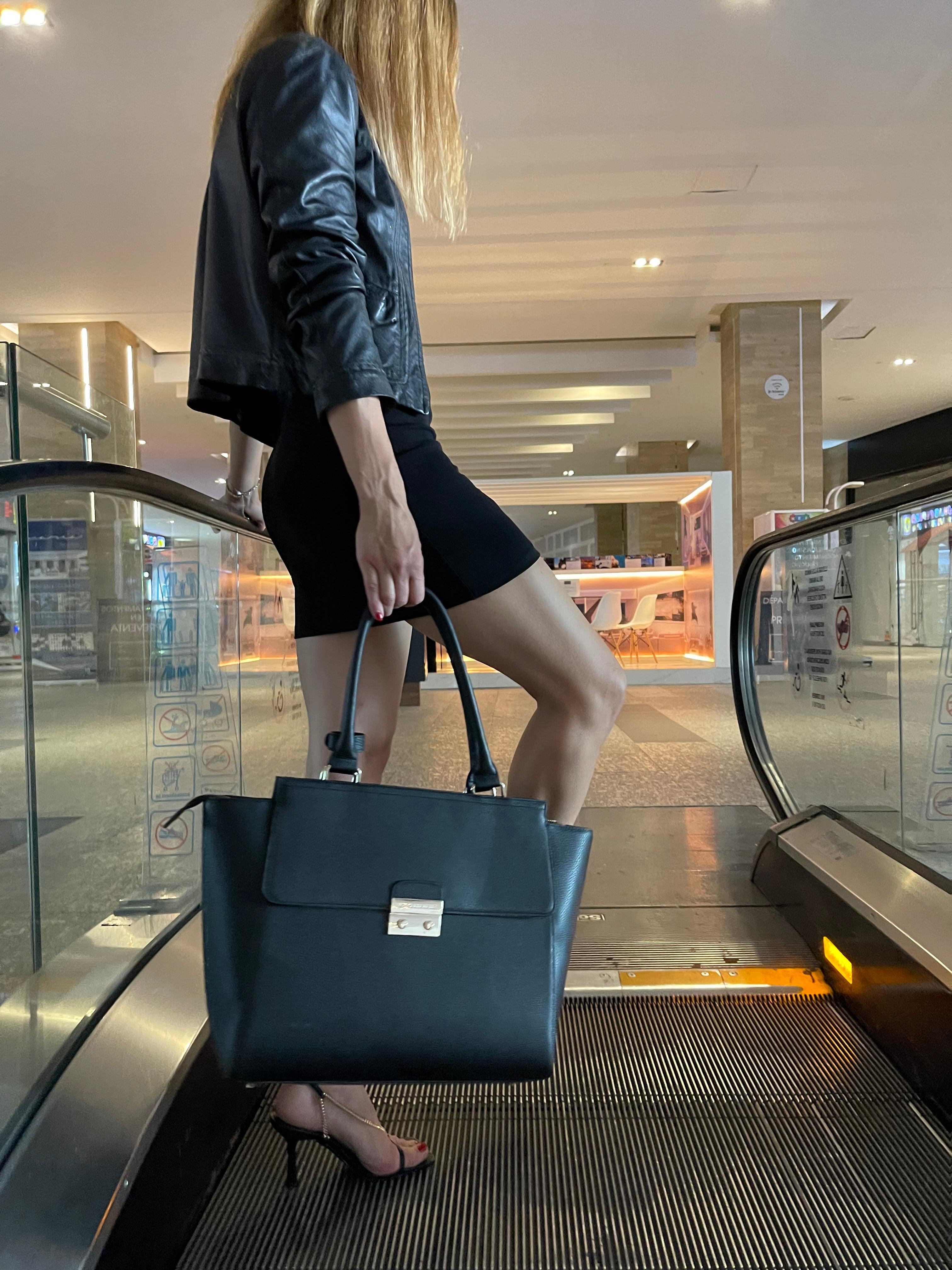 DANIELLE DESIGNER LAPTOP HANDBAG | BLACK LEATHER | [LIMITED EDITION BUNDLE] PRE ORDER - LATE JULY DELIVERY-Laptop bag-CODE REPUBLIC-CODE REPUBLIC laptop bags womens laptop bags laptop handbags ladies laptop bags laptop carrying bags